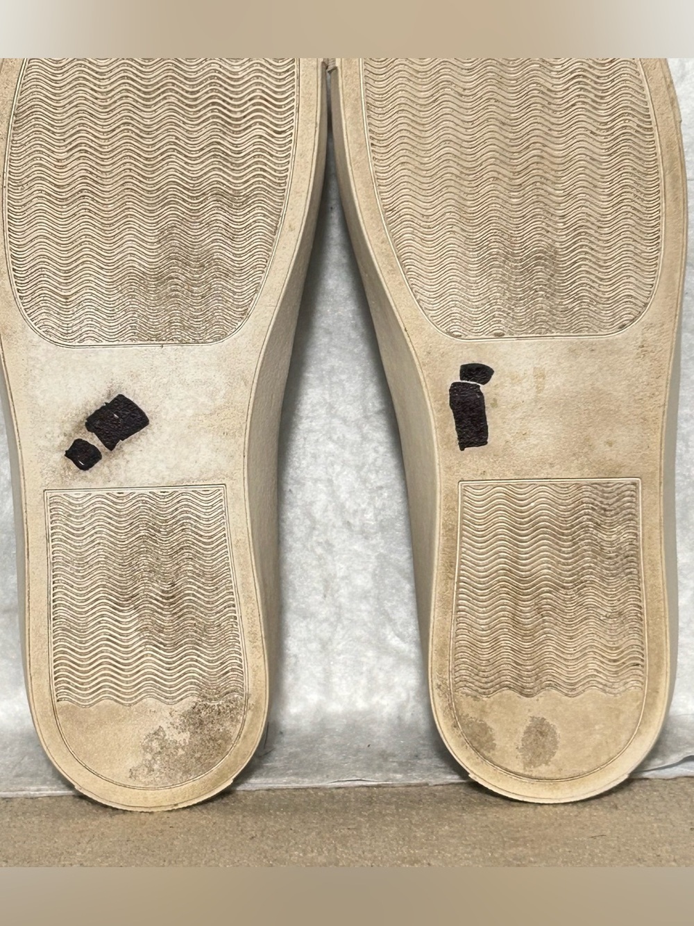Steve Madden Womens Eleete SlipOn Silver Cap Toe Fashion Sneaker Shoes SZ 9.5B - Picture 10 of 11